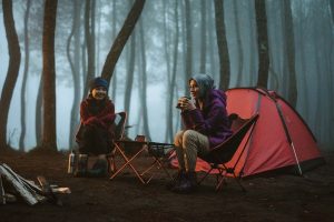 Artikel kali ini membahas mengenai beberapa tips kemah pertama kali yang harus pemula perhatikan agar tidak salah langkah.