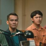 Artikel ini membahas tentang lima alasan menonton film komedi bagus untuk kesehatan yang harus diperhatikan sebelum memilih film berikutnya.
