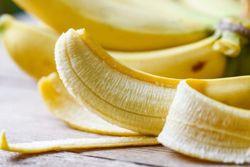 Artikel kali ini membahas mengenai beberapa rekomendasi buah yang sehat dan baik untuk dikonsumsi saat berbuka puasa.