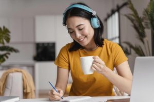 Artikel kali ini membahas mengenai beberapa tips belajar tes TOEFL yang harus dipahami dan dilakukan untuk mempermudah Anda.