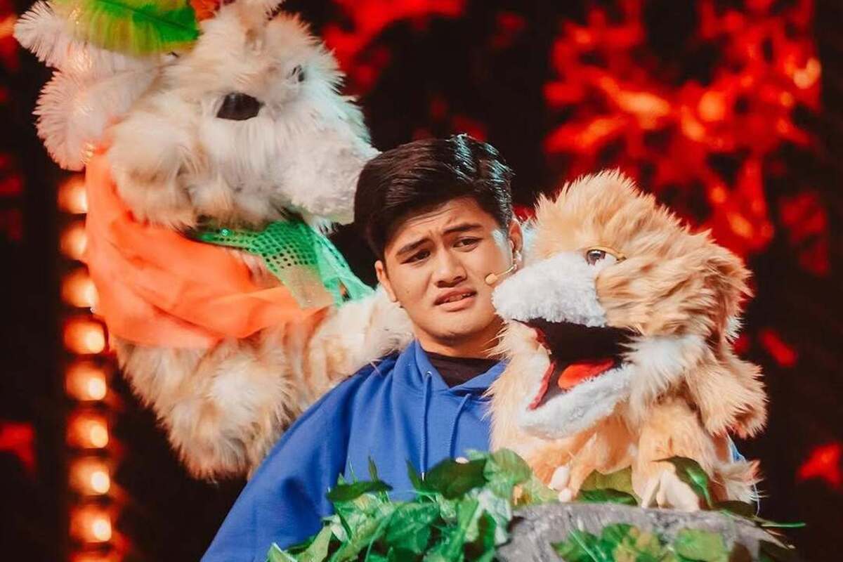 Artikel kali ini sangat menarik dan berbeda karena membahas mengenai pengertian ventriloquis lengkap dengan asal-usulnya.