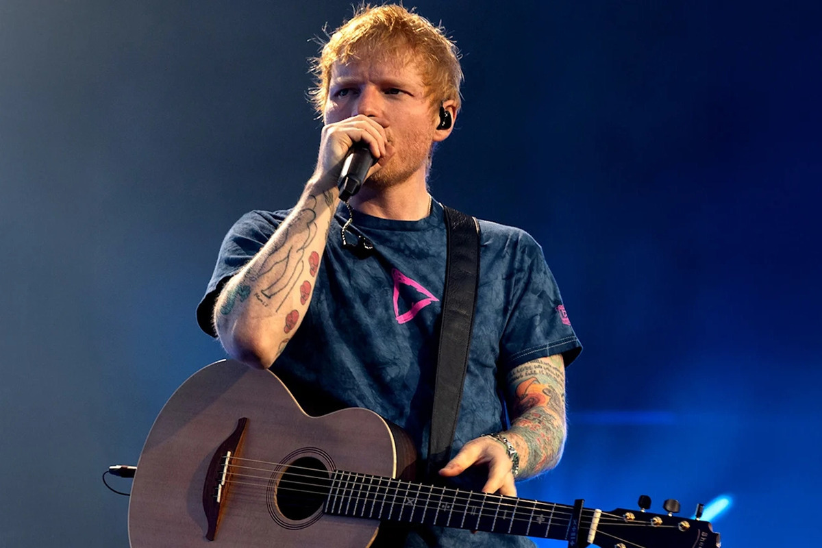 Artikel kali ini membahas mengenai daftar beberapa penyanyi dengan penghasilan tertinggi di dunia yang mencengangkan.