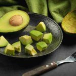 Artikel kali ini membahas mengenai beberapa rekomendasi buah untuk menambah BB (berat badan) secara alami dan sehat.