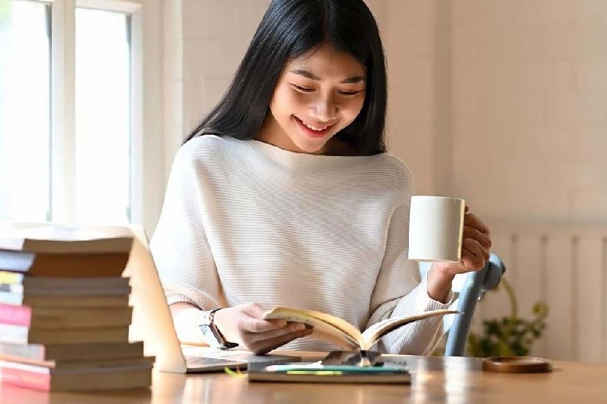 Artikel kali ini membahas mengenai beberapa alasan mengapa tidak kuliah bisa sukses.